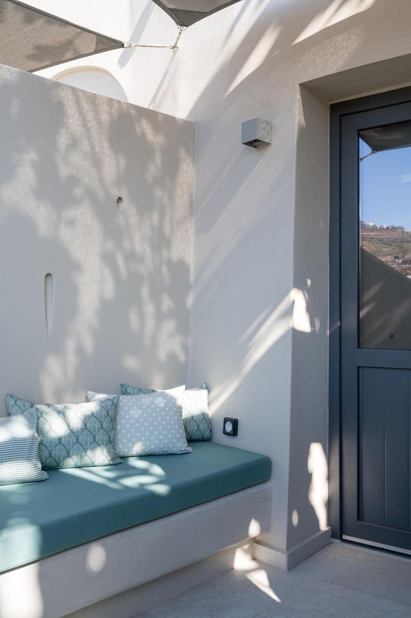 Galaria Serenity Suites Vóthon Dış mekan fotoğraf
